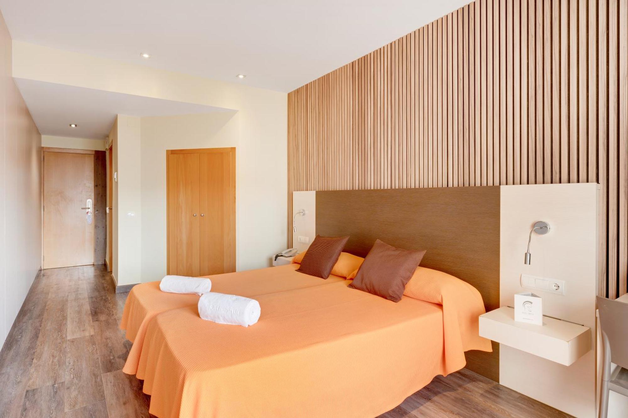 Hotell Abelux 2*