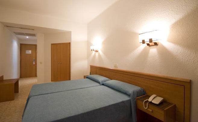 Hotell Abelux 2*